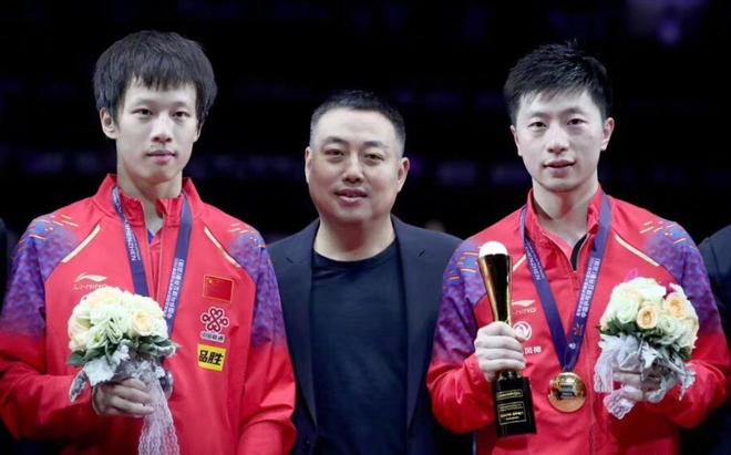 场比赛中展 场比赛中展