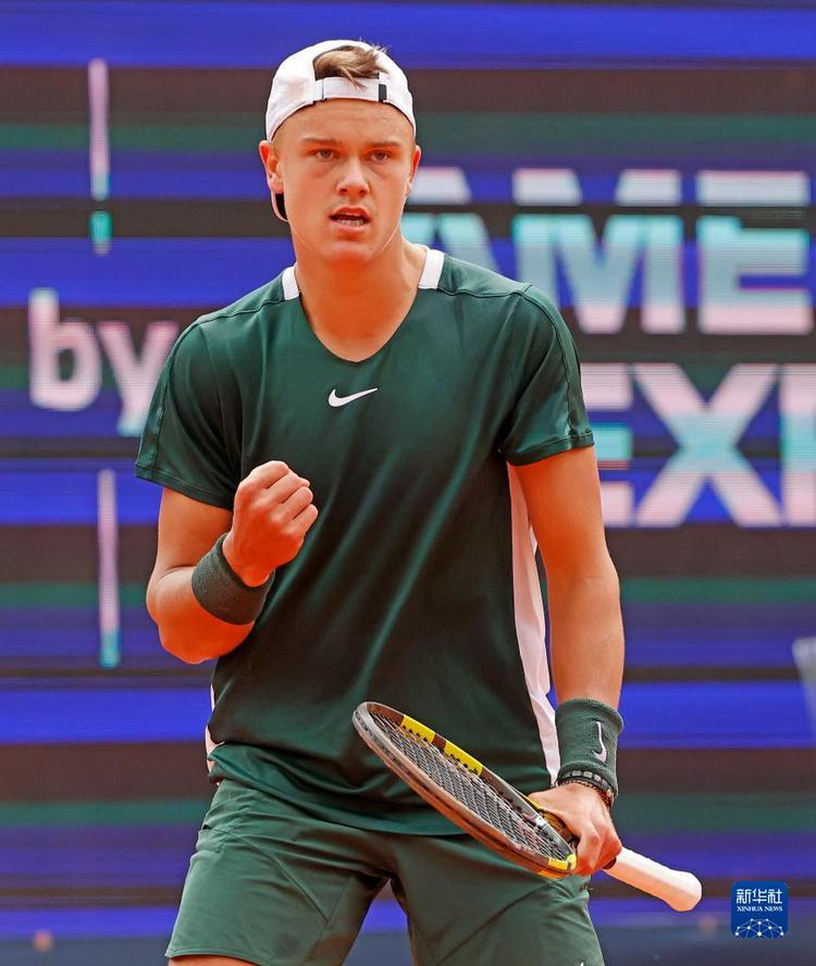 亚再度攻破 亚再度攻破