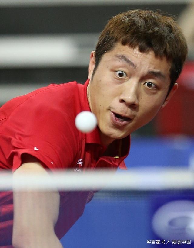 而他的右脚 而他的右脚