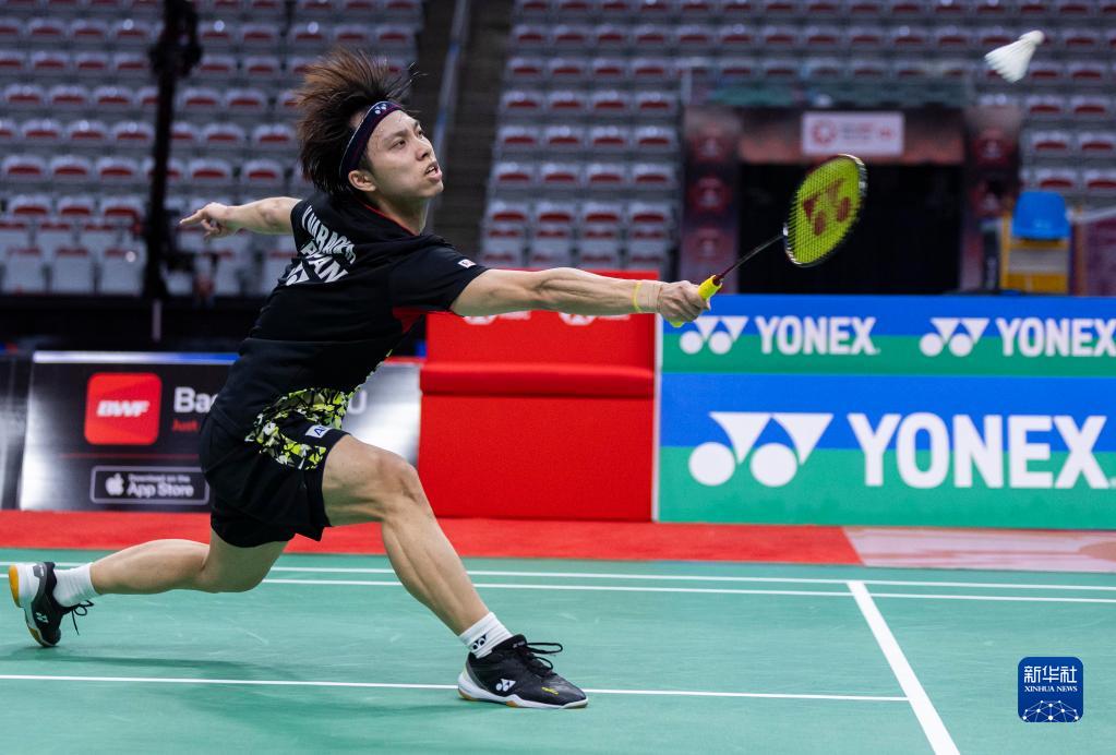 在场上无可 在场上无可